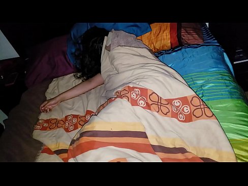 ❤️ Figliastro che rimprovera la sua giovane matrigna mentre lei dorme ☑ Video di sessoal it.mysexpics.ru ❤️